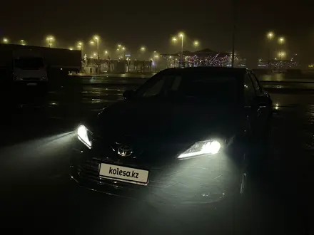 Toyota Camry 2023 года за 16 500 000 тг. в Атырау – фото 27