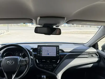 Toyota Camry 2023 года за 16 500 000 тг. в Атырау – фото 10