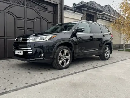 Toyota Highlander 2019 года за 20 000 000 тг. в Тараз