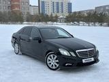 Mercedes-Benz E 200 2011 годаfor8 000 000 тг. в Караганда