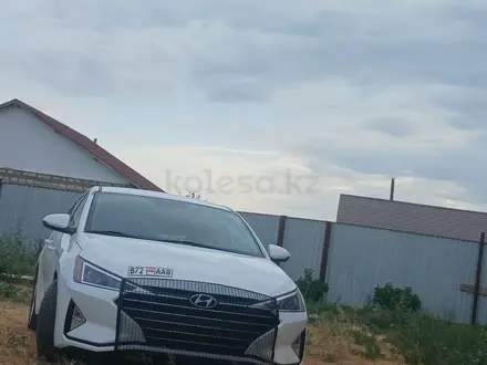 Hyundai Elantra 2019 года за 5 850 000 тг. в Атырау – фото 3