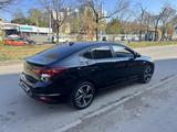 Hyundai Elantra 2019 года за 8 200 000 тг. в Алматы – фото 5