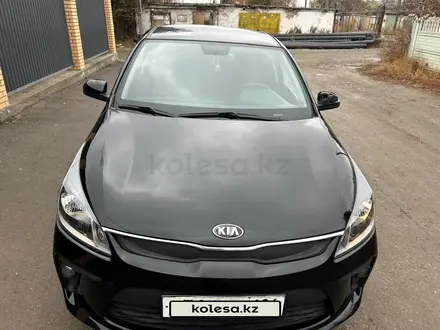 Kia Rio 2019 года за 4 000 000 тг. в Актобе – фото 3