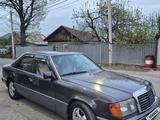 Mercedes-Benz E 300 1992 года за 2 000 000 тг. в Алматы – фото 2
