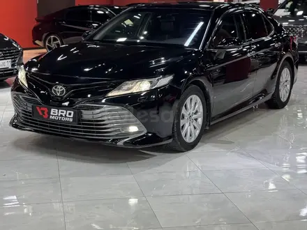 Toyota Camry 2020 года за 12 800 000 тг. в Кызылорда – фото 2