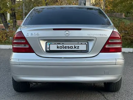 Mercedes-Benz C 200 2002 года за 3 600 000 тг. в Экибастуз – фото 3