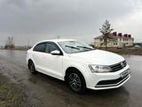 Volkswagen Jetta 2015 года за 5 800 000 тг. в Костанай – фото 2