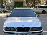 BMW 540 1998 года за 4 700 000 тг. в Жезказган