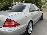 Mercedes-Benz S 320 2001 годаүшін3 850 000 тг. в Алматы – фото 5