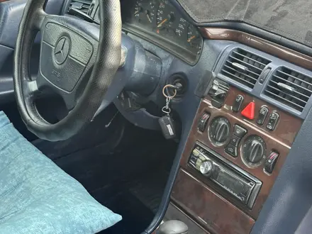 Mercedes-Benz E 200 1996 года за 1 100 000 тг. в Шымкент – фото 13
