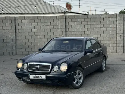 Mercedes-Benz E 200 1996 года за 1 100 000 тг. в Шымкент