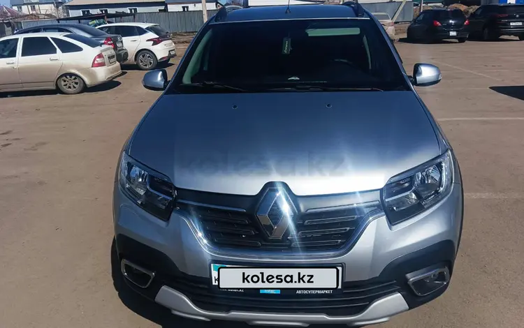 Renault Logan 2022 года за 9 500 000 тг. в Астана