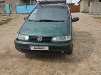 Volkswagen Sharan 1996 года за 1 450 000 тг. в Шымкент