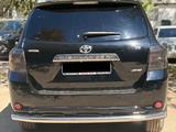 Toyota Highlander 2008 года за 9 500 000 тг. в Актобе – фото 2
