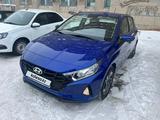 Hyundai i20 2023 года за 8 000 000 тг. в Петропавловск – фото 3