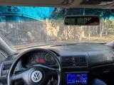 Volkswagen Golf 2003 года за 2 500 000 тг. в Алматы – фото 5