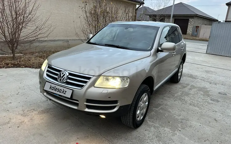 Volkswagen Touareg 2005 годаүшін5 000 000 тг. в Атырау