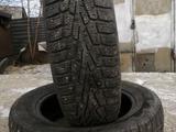 Шины зимние шипованные за 22 000 тг. в Семей