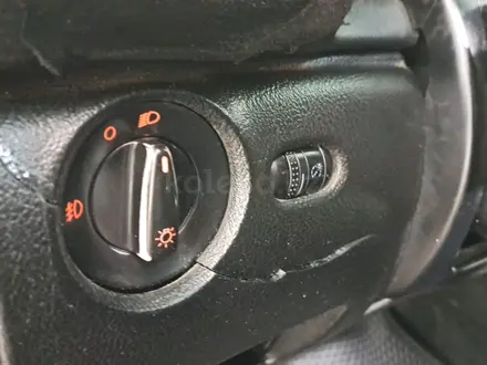 Volkswagen Passat 2002 года за 1 850 000 тг. в Астана – фото 24