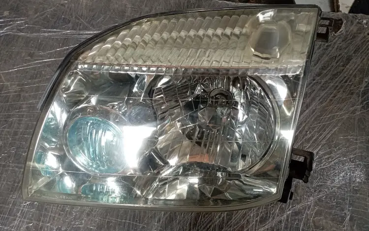 Фары фара передние на Nissan X-Trail за 75 000 тг. в Алматы