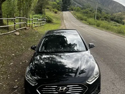 Hyundai Sonata 2018 года за 5 000 000 тг. в Алматы – фото 18