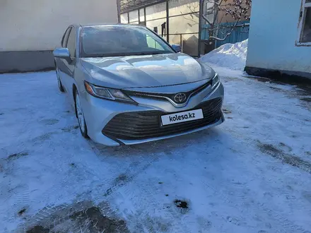 Toyota Camry 2018 года за 11 500 000 тг. в Каскелен – фото 7