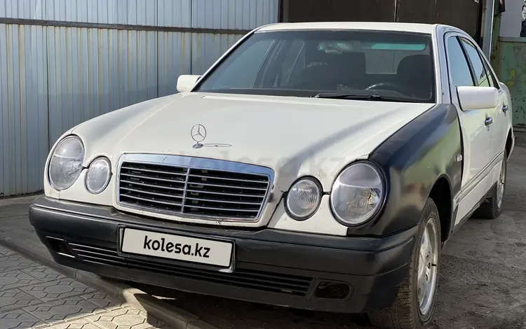 Mercedes-Benz E 220 1995 годаүшін1 200 000 тг. в Жезказган