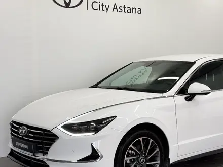 Hyundai Sonata 2023 года за 13 950 000 тг. в Астана – фото 22