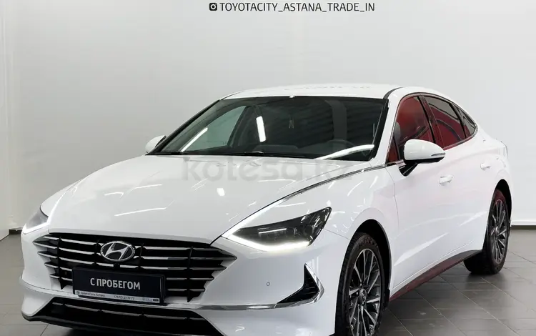 Hyundai Sonata 2023 годаүшін13 950 000 тг. в Астана