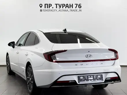 Hyundai Sonata 2023 годаүшін13 950 000 тг. в Астана – фото 2