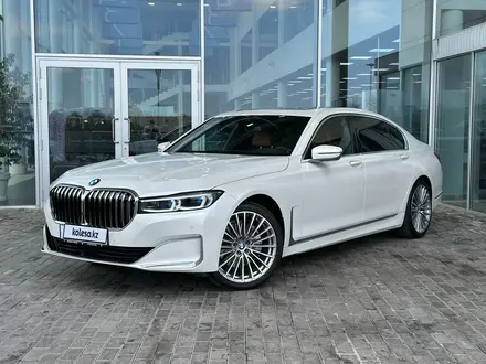 BMW 740 2021 года за 44 000 000 тг. в Алматы