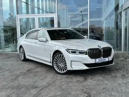 BMW 740 2021 года за 44 000 000 тг. в Алматы – фото 3