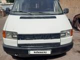 Volkswagen Transporter 1993 года за 4 000 000 тг. в Алматы – фото 2