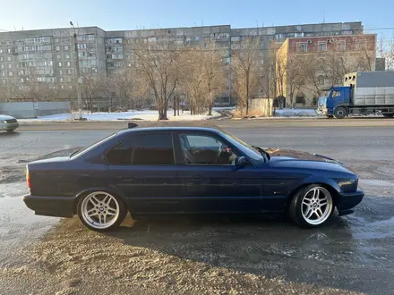 BMW 520 1994 года за 2 600 000 тг. в Уральск – фото 2