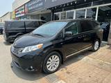 Toyota Sienna 2017 года за 9 999 999 тг. в Атырау – фото 2