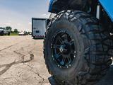 305-70-16 Nitto Mud Grappler Extreme Terrain за 105 000 тг. в Алматы – фото 4