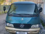 SsangYong Istana 1999 годаүшін1 650 000 тг. в Кентау