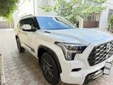 Toyota Sequoia 2023 года за 61 000 000 тг. в Актау – фото 2