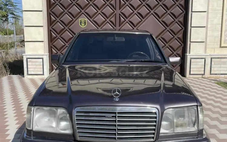 Mercedes-Benz E 220 1994 года за 2 200 000 тг. в Шымкент