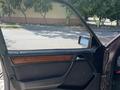 Mercedes-Benz E 220 1994 года за 2 200 000 тг. в Шымкент – фото 4