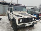 Land Rover Defender 2000 годаfor6 800 000 тг. в Алматы