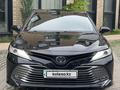 Toyota Camry 2021 года за 13 300 000 тг. в Алматы – фото 4
