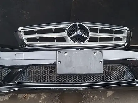 Передний бампер AMG Оригинал за 250 000 тг. в Алматы – фото 4