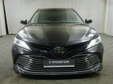 Toyota Camry 2020 года за 13 900 000 тг. в Алматы – фото 5