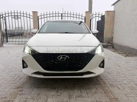 Hyundai Accent 2021 года за 6 890 000 тг. в Караганда – фото 3