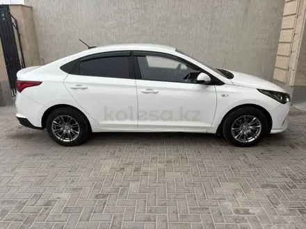 Hyundai Accent 2021 года за 6 890 000 тг. в Караганда – фото 4