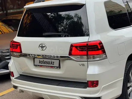 Toyota Land Cruiser 2016 года за 29 900 000 тг. в Алматы – фото 17