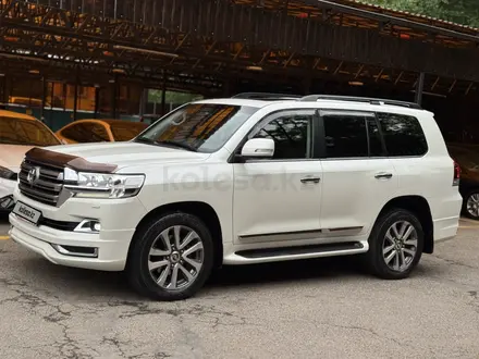 Toyota Land Cruiser 2016 года за 29 900 000 тг. в Алматы