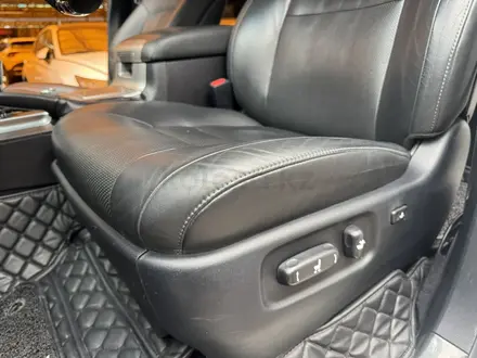 Toyota Land Cruiser 2016 года за 29 900 000 тг. в Алматы – фото 5
