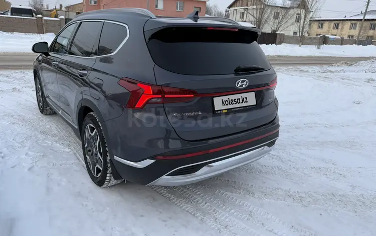 Hyundai Santa Fe 2023 годаүшін18 200 000 тг. в Астана